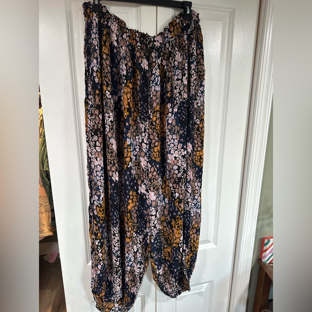 Free People Floral boho pants